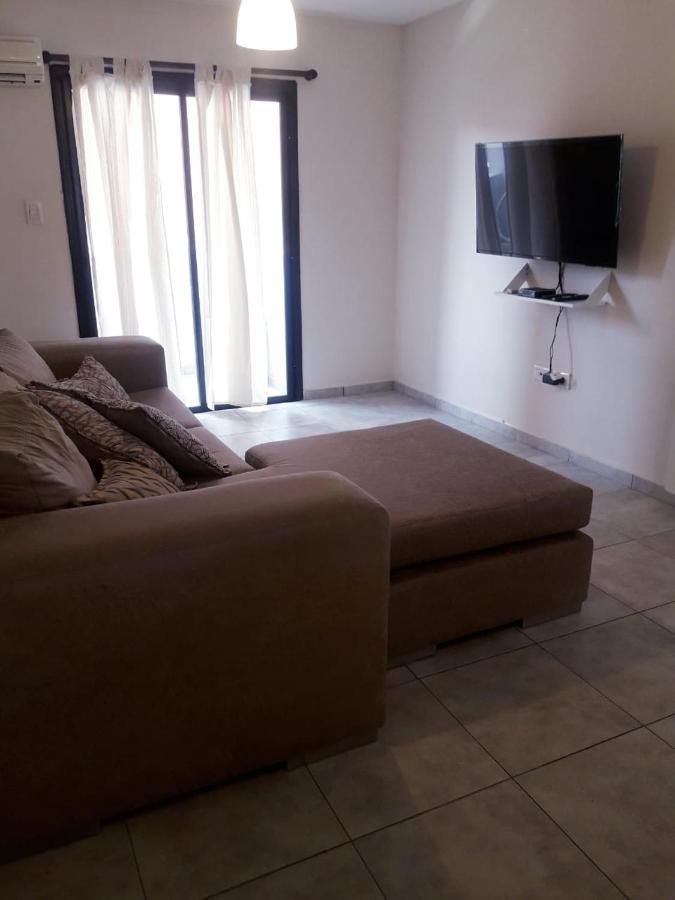 Depto Amoblado En El Centro De La Capital De Cordoba Apartment Bagian luar foto